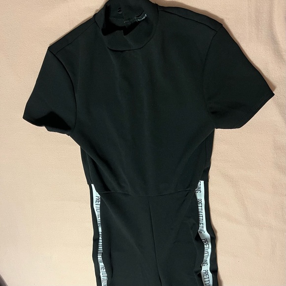 New jumpsuit- missing tag - Picture 3 of 9